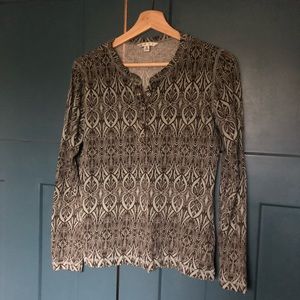 Cabi stretchyyyy Henley shirt